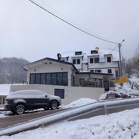 Apartmani Sunce Stara Planina Crni Vrh Eksteriør billede